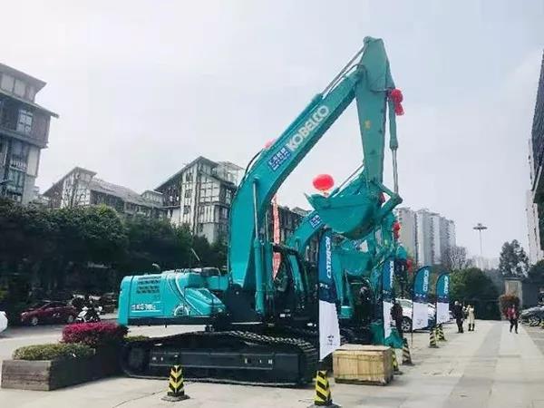 小型農(nóng)用挖掘機發(fā)動機如何處理碳沉積？